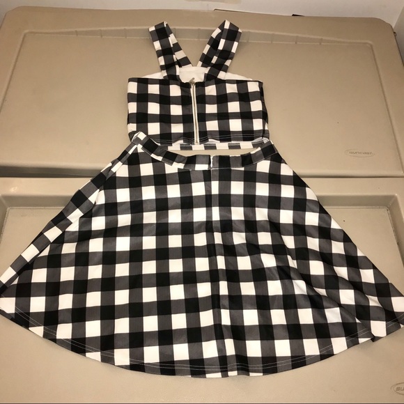 Lucy Paris 2 piece Summer/ Spring Plaid Flirty Set - Picture 2 of 4